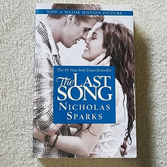 Nicholas Sparks Other - THE LAST SONG BY NICHOLAS SPARKS